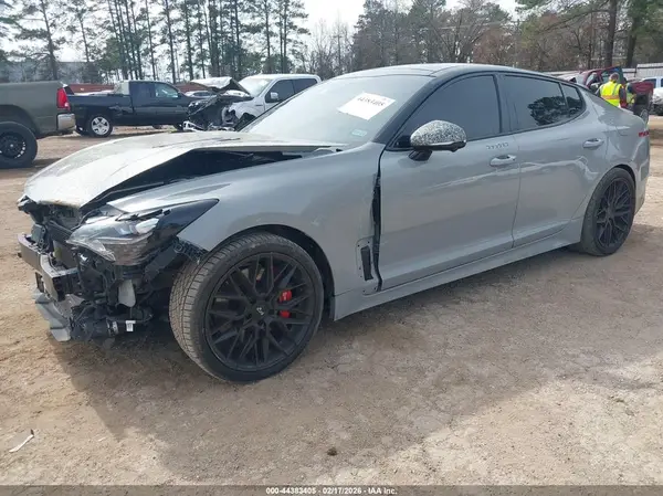 KNAE55LC8N6108409 2022 KIA STINGER - Image 2