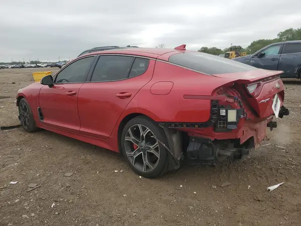 KNAE55LC9J6010029 2018 KIA STINGER - Image 2
