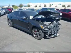 KNAE55LC9J6016753 2018 KIA STINGER