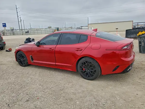 KNAE55LC9J6017675 2018 KIA STINGER - Image 2