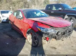 KNAE55LC9J6018454 2018 KIA STINGER