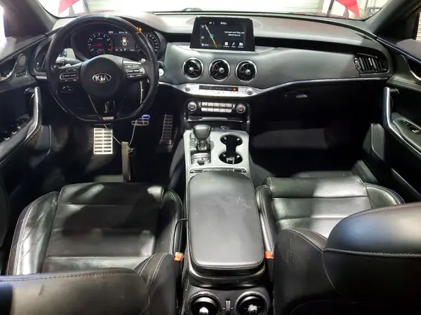 KNAE55LC9J6023329 2018 KIA STINGER - Image 8