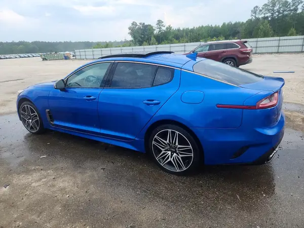 KNAE55LC9J6028708 2018 KIA STINGER - Image 2
