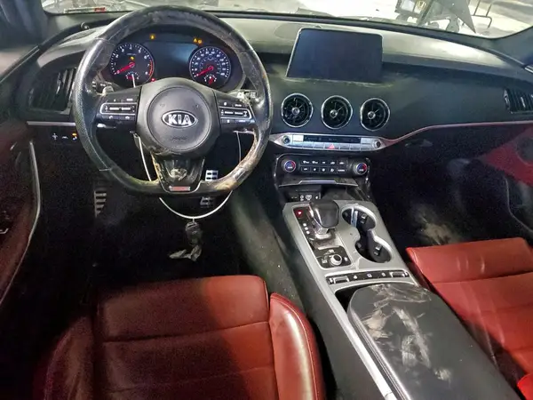 KNAE55LC9J6033729 2018 KIA STINGER - Image 8