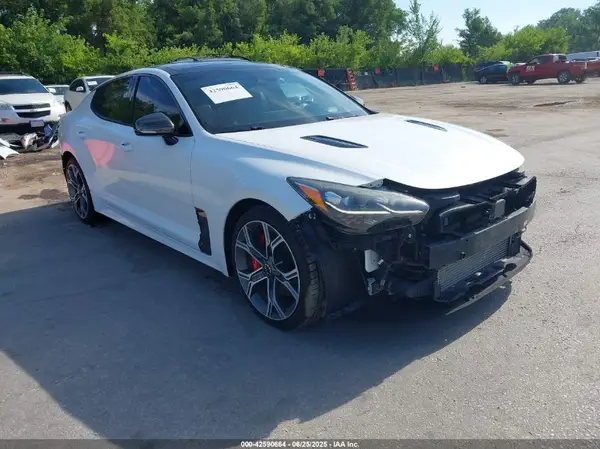 KNAE55LC9J6036274 2018 KIA STINGER - Image 1