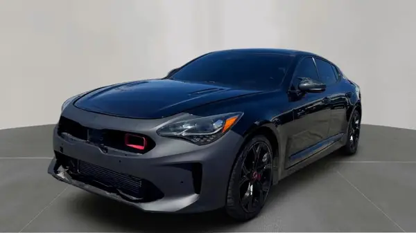 KNAE55LC9K6057823 2019 KIA STINGER - Image 2