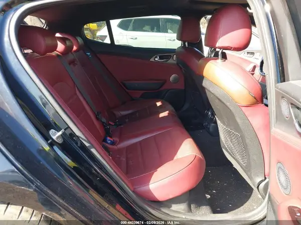 KNAE55LC9L6074235 2020 KIA STINGER - Image 8