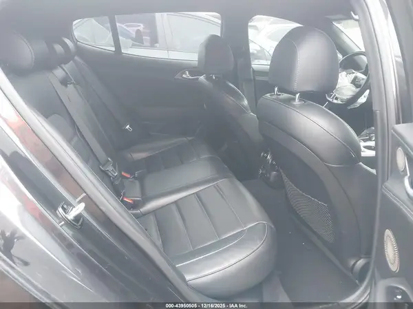 KNAE55LC9L6078267 2020 KIA STINGER - Image 8
