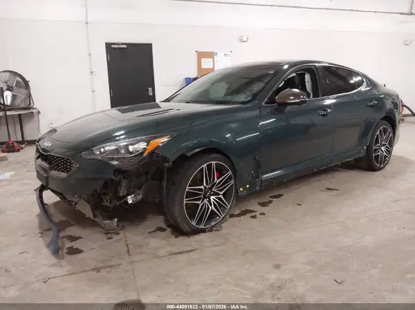 KNAE55LC9N6103865 2022 KIA STINGER - Image 2