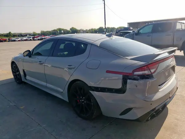 KNAE55LC9N6107253 2022 KIA STINGER - Image 2