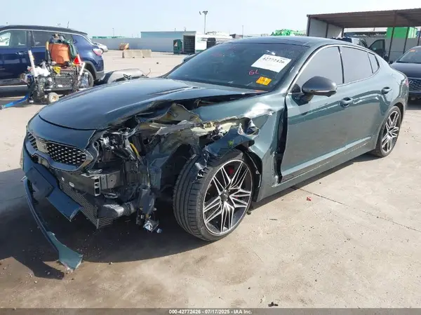 KNAE55LC9N6107673 2022 KIA STINGER - Image 2
