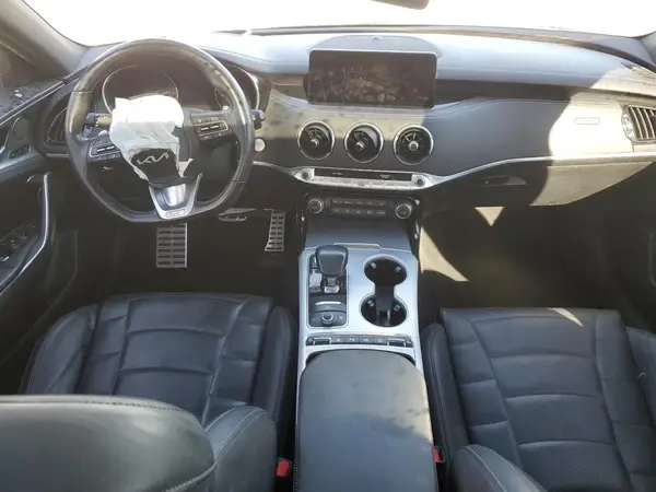 KNAE55LC9N6109357 2022 KIA STINGER - Image 8