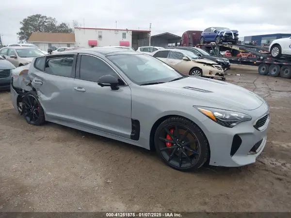 KNAE55LC9P6125755 2023 KIA STINGER - Image 1