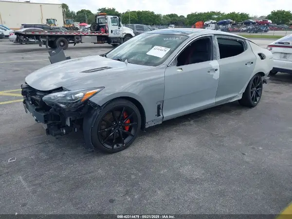 KNAE55LC9P6126081 2023 KIA STINGER - Image 2