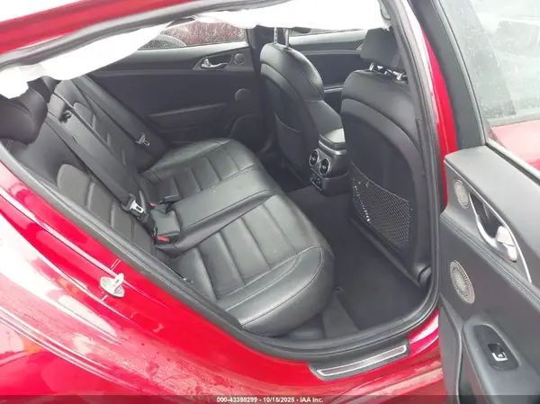 KNAE55LCXJ6016356 2018 KIA STINGER - Image 8