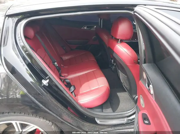 KNAE55LCXJ6017197 2018 KIA STINGER - Image 8