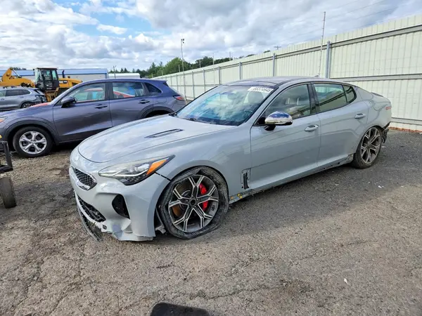 KNAE55LCXJ6022609 2018 KIA STINGER - Image 1