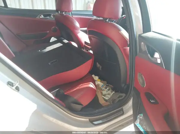 KNAE55LCXJ6023324 2018 KIA STINGER - Image 8