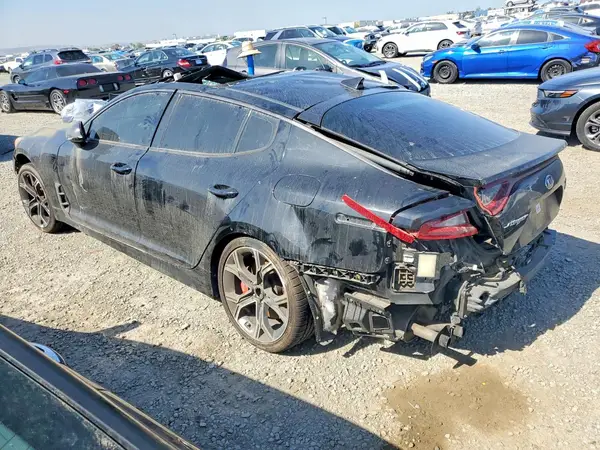 KNAE55LCXJ6030306 2018 KIA STINGER - Image 2