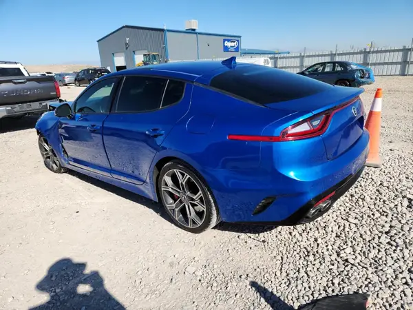 KNAE55LCXJ6030547 2018 KIA STINGER - Image 2