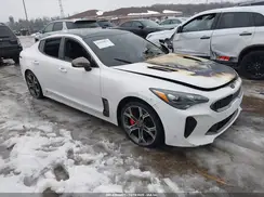 KNAE55LCXJ6040351 2018 KIA STINGER