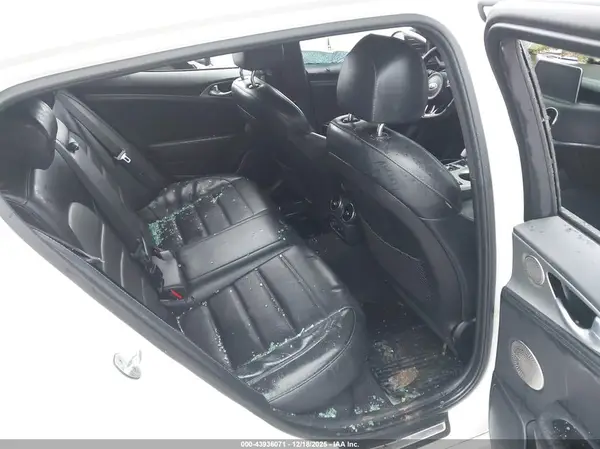 KNAE55LCXJ6040351 2018 KIA STINGER - Image 8
