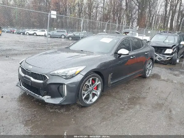 KNAE55LCXK6065994 2019 KIA STINGER - Image 2