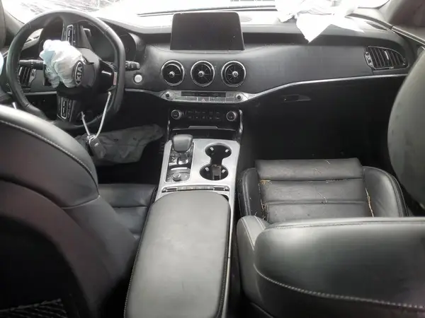 KNAE55LCXL6074244 2020 KIA STINGER - Image 8