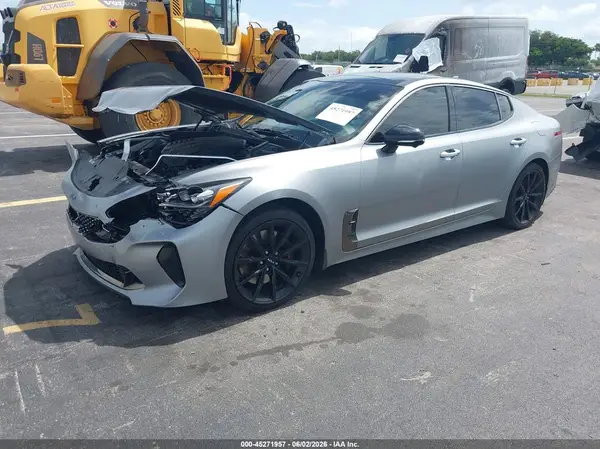 KNAE55LCXP6134786 2023 KIA STINGER - Image 2
