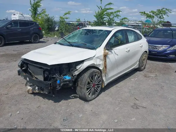 KNAF45A75N5136333 2022 KIA FORTE - Image 2