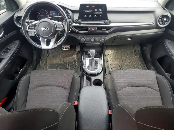 KNAF55AC1L5057183 2020 KIA FORTE - Image 8