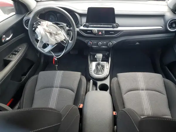 KNAF55AC4P5166405 2023 KIA FORTE - Image 8