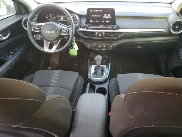 KNAF55AC5P5156000 2023 KIA FORTE - Image 8