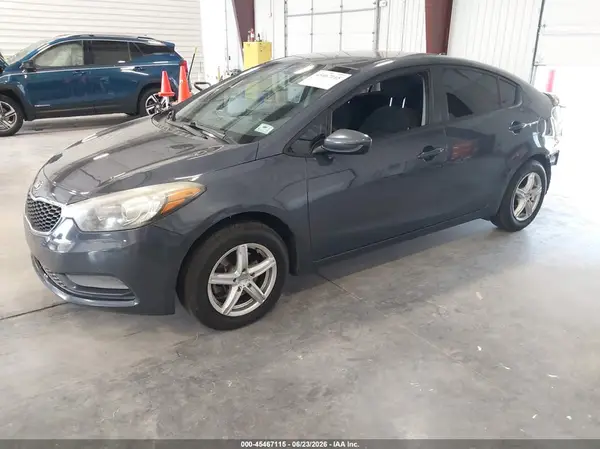 KNAFK4A60G5441300 2016 KIA FORTE - Image 2