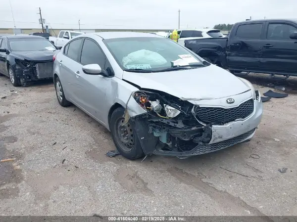 KNAFK4A60G5446108 2016 KIA FORTE - Image 1