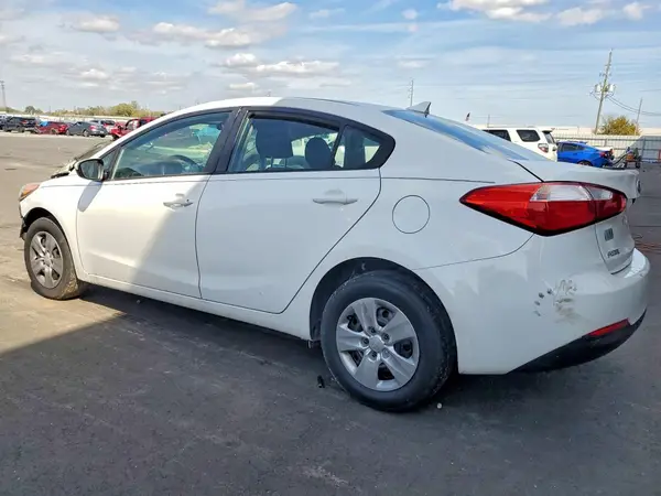 KNAFK4A60G5457836 2016 KIA FORTE - Image 2