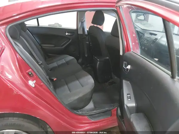 KNAFK4A60G5458467 2016 KIA FORTE - Image 8