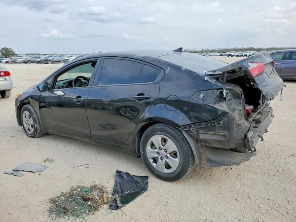 KNAFK4A60G5459036 2016 KIA FORTE - Image 2