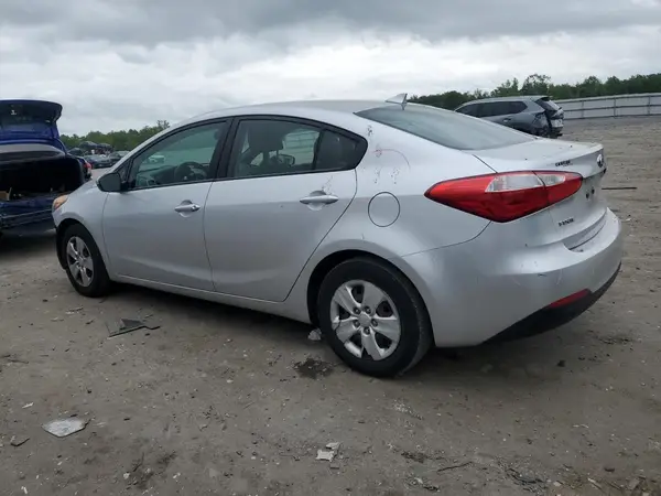 KNAFK4A60G5463975 2016 KIA FORTE - Image 2