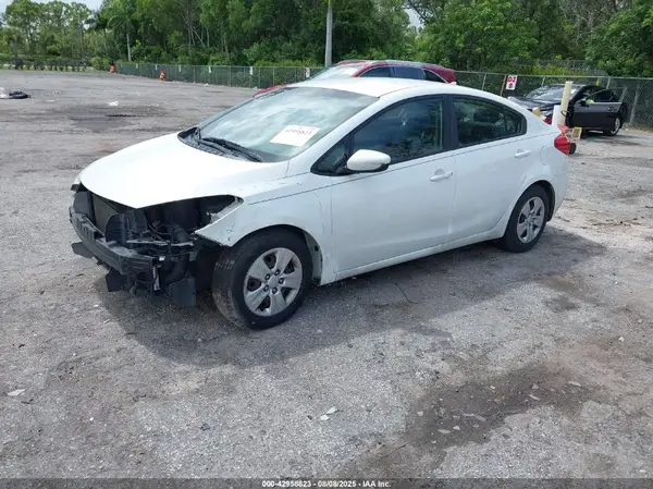 KNAFK4A60G5471106 2016 KIA FORTE - Image 2