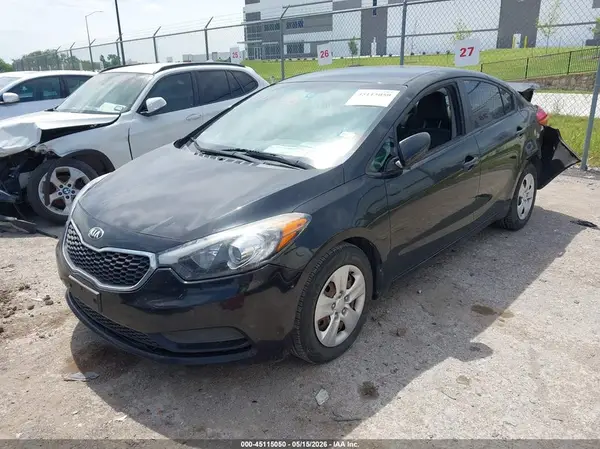 KNAFK4A60G5481375 2016 KIA FORTE - Image 2