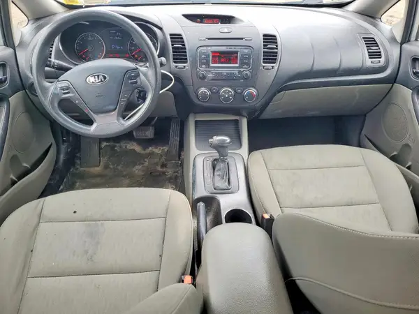 KNAFK4A60G5487063 2016 KIA FORTE - Image 8