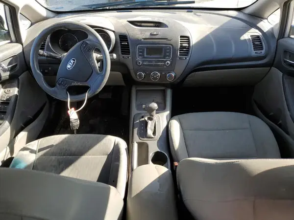 KNAFK4A60G5487242 2016 KIA FORTE - Image 8