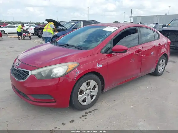 KNAFK4A60G5495406 2016 KIA FORTE - Image 2