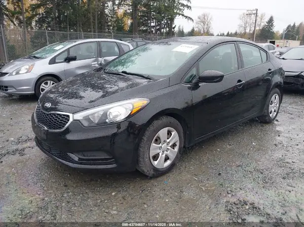 KNAFK4A60G5500328 2016 KIA FORTE - Image 2