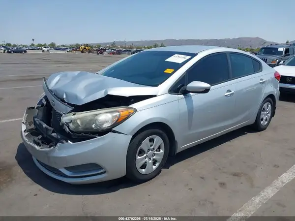 KNAFK4A60G5500538 2016 KIA FORTE - Image 2