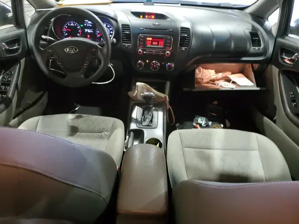 KNAFK4A60G5501379 2016 KIA FORTE - Image 8