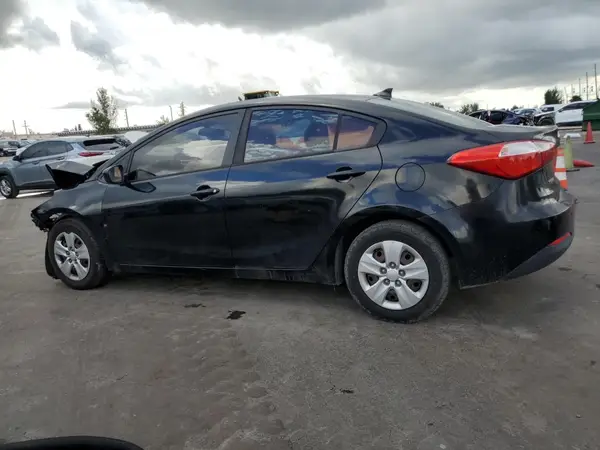 KNAFK4A60G5502970 2016 KIA FORTE - Image 2