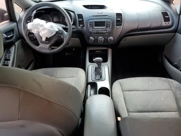 KNAFK4A60G5502970 2016 KIA FORTE - Image 8