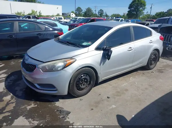 KNAFK4A60G5508204 2016 KIA FORTE - Image 2